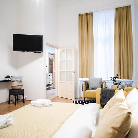 בודפשט Garden Trees Apartment מראה חיצוני תמונה